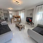 Villa Ioannis *